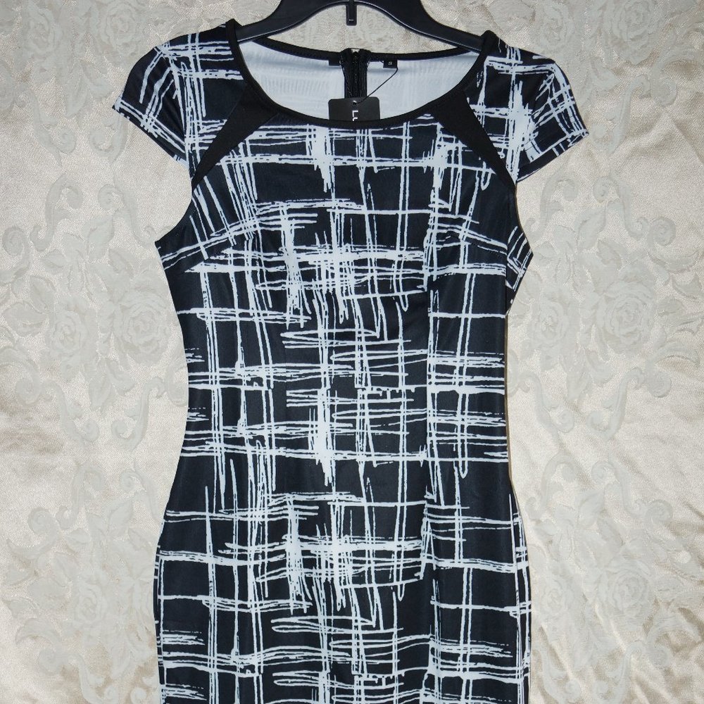 WOMEN'S DRESS